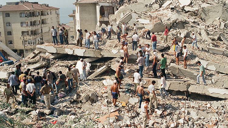 17 Ağustos Depremi 26. yılında: 45 saniyede yaşanan felaketin unutulmayan izleri 7